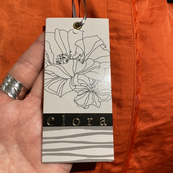 Burnt orange top - Picture 8 of 8